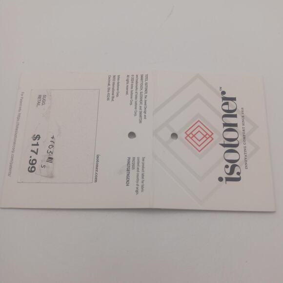 New nwt black Isotoner cable knit beanie hat - Picture 3 of 4